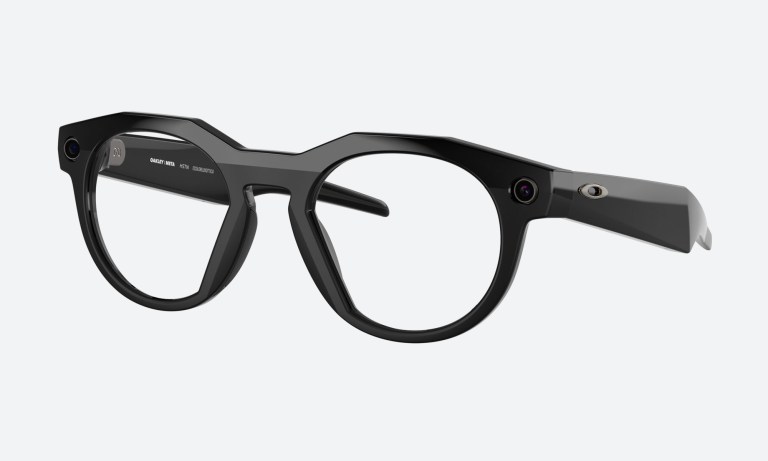 Oakley sunglasses worn during sport, oakley sunglasses