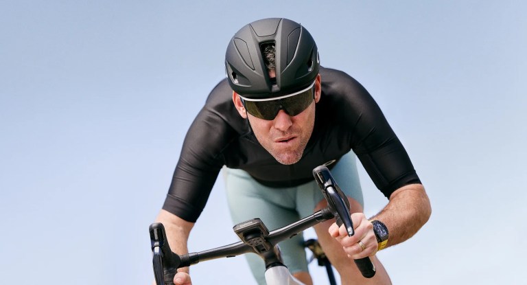 Athlete running with Oakley Meta, oakley meta sports glasses